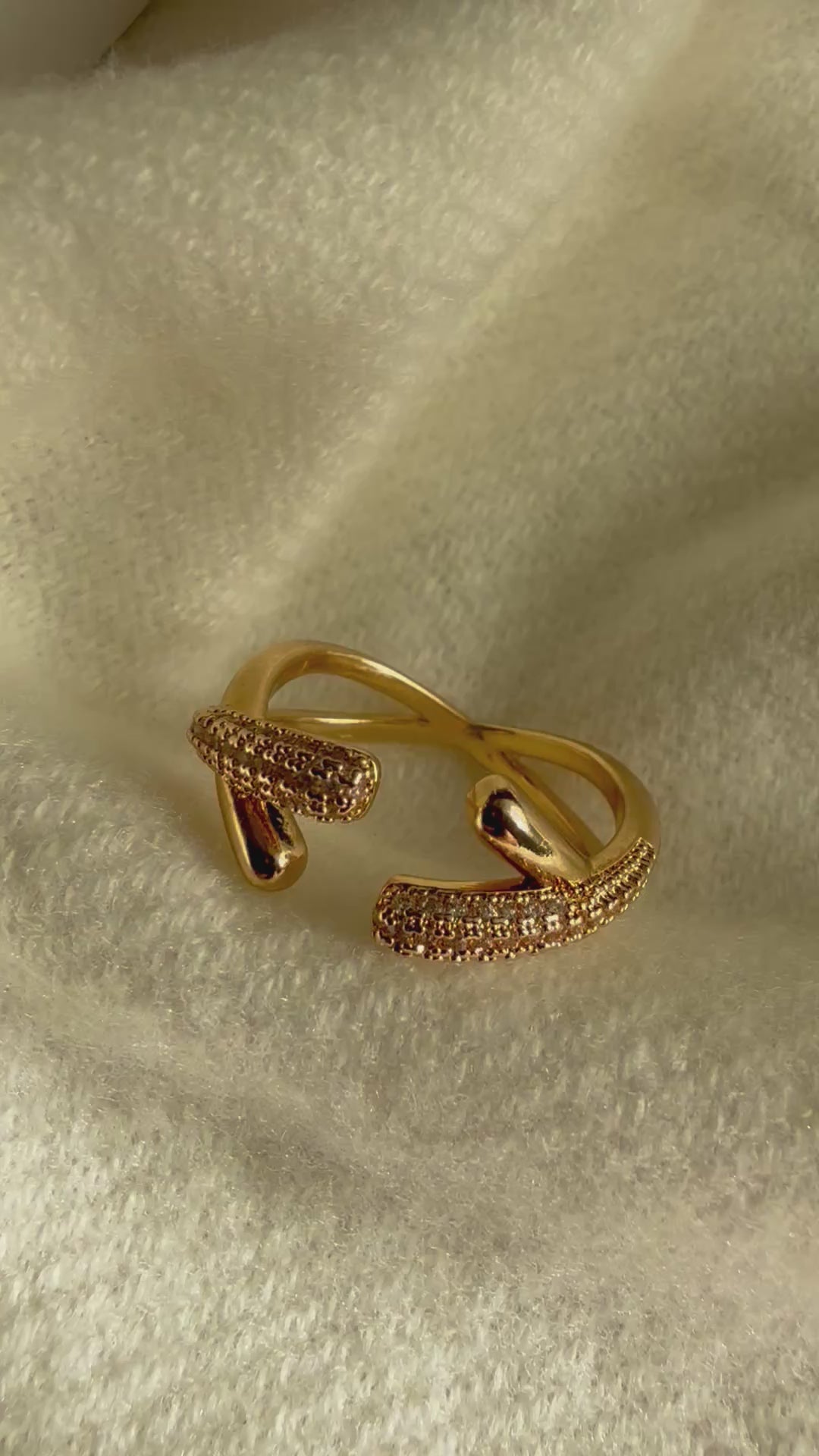 Eloa Ring